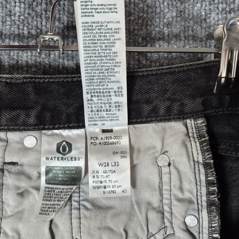 Vintage Levi's 501 Premium Jeans Men's 28Wx32L Black Straight‎ Button Fly 90s
